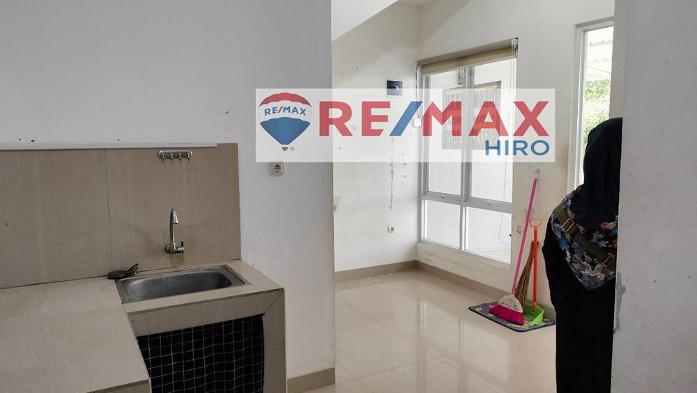 DIJUAL RUMAH 2 LANTAI DALAM CLUSTER DEKAT SUMMARECON BEKASI