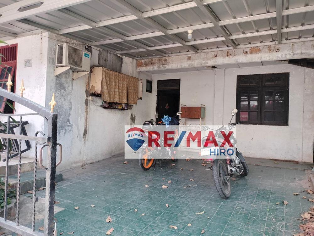 DIJUAL RUMAH 2 LT BARU RENOVASI DI PONDOK PEKAYON INDAH BEKASI SELATAN